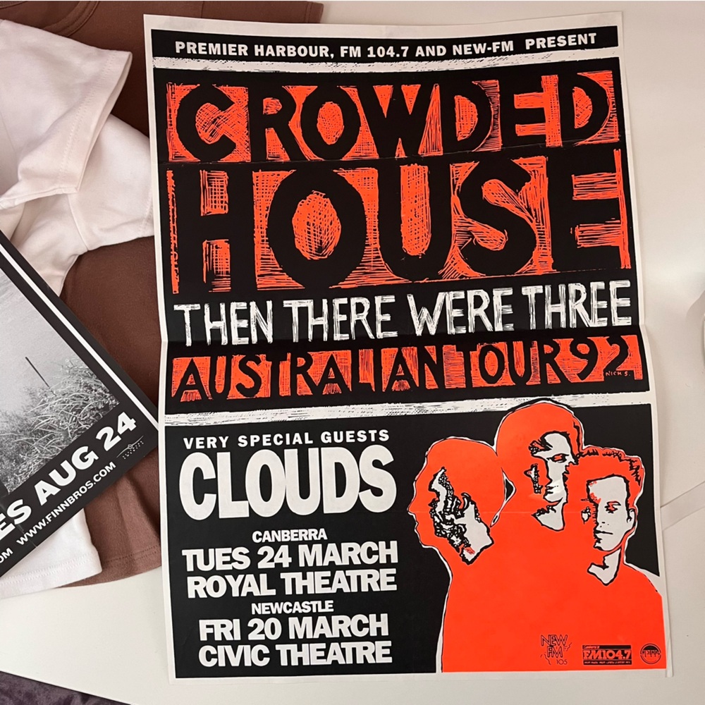 CROWDED HOUSE, split enz, Neil Finn, Finn Brothers,  memorabilia WITH T SHIRT